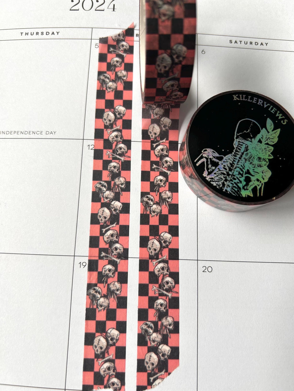 Checkboard skulls vertical design base colour 15mm