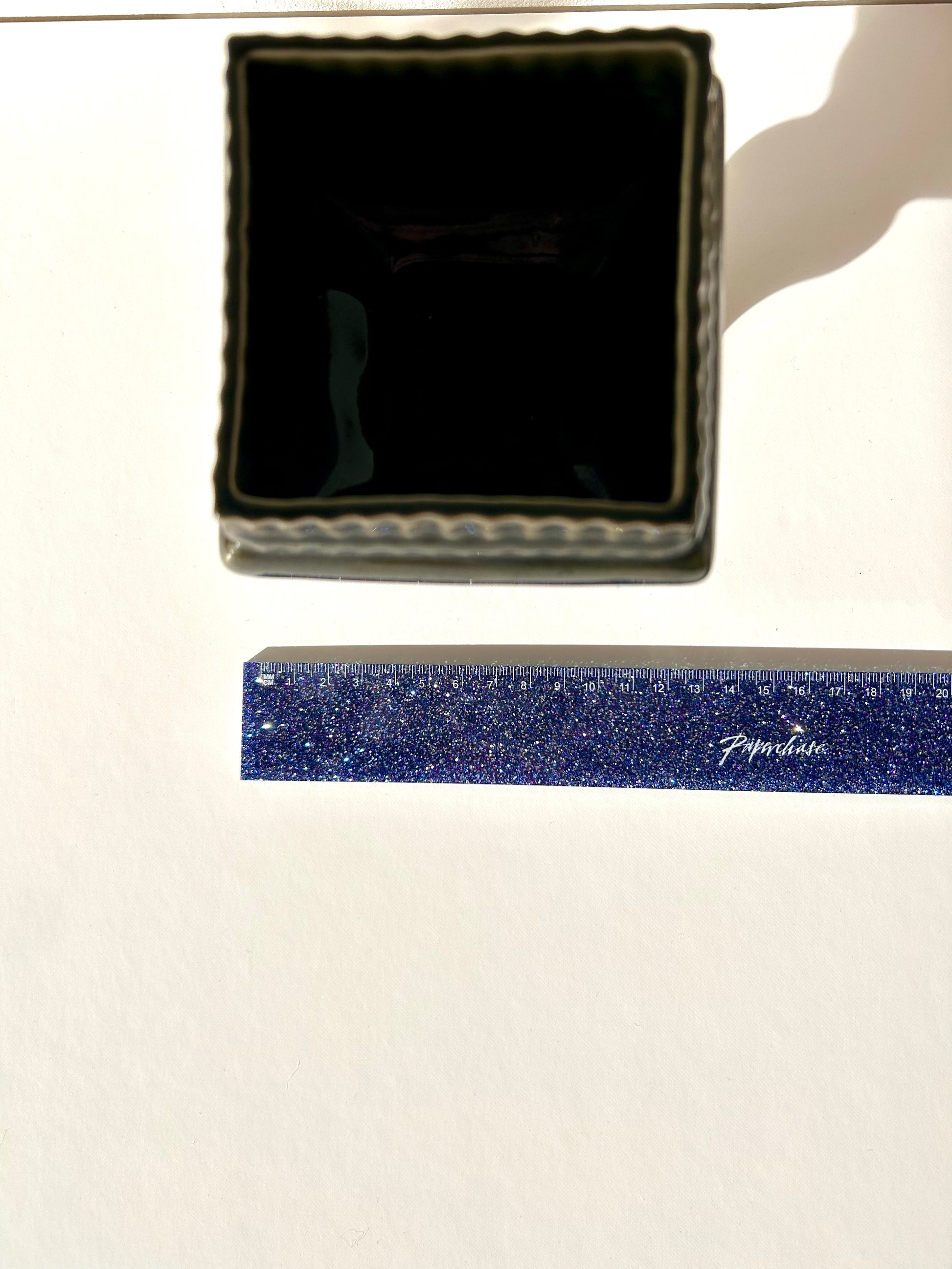 Emerald green short vase